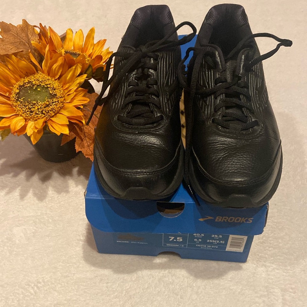 BROOKS Men’s ADDICTION WALKER 2 Black Walking Shoe Size 7.5 Medium